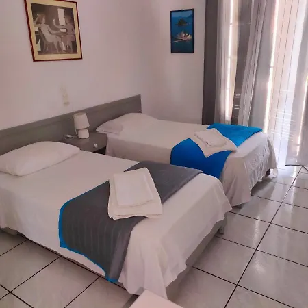 Dolphin Apt & Studios -Near The Beach *