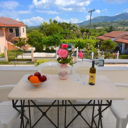 Dolphin & -near The Apartament