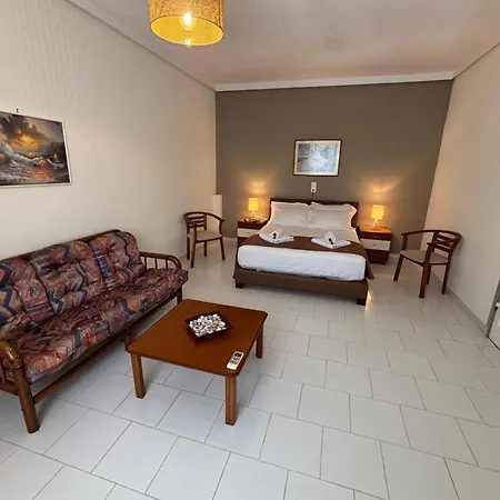 Dolphin Apt & Studios -Near The Beach