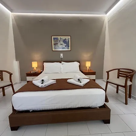 Dolphin & -near The Apartament Roda (Corfu)