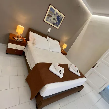 Dolphin & -near The Lägenhet