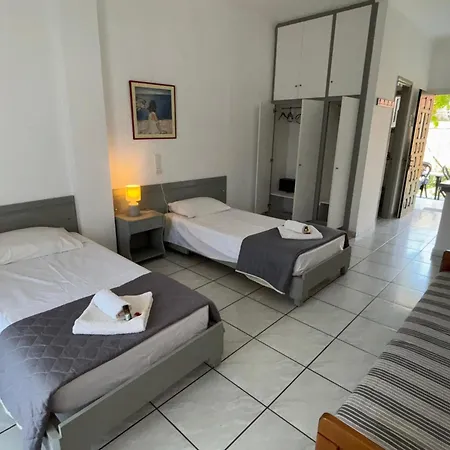 Appartement Dolphin & -next To The Roda (Corfu)
