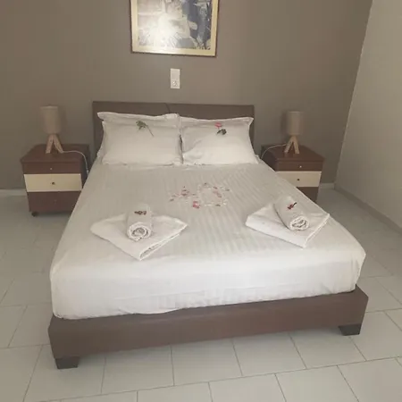 Dolphin & -near The Lägenhet