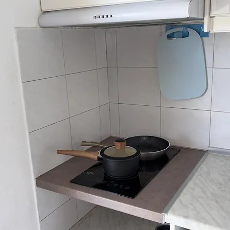 Apartment Dolphin & -near The Roda (Corfu)